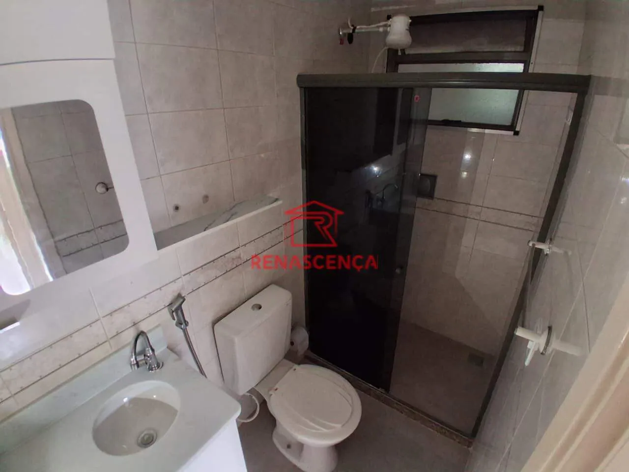 2-bedroom apartment with no parking, 1 bathroom — photo 4
