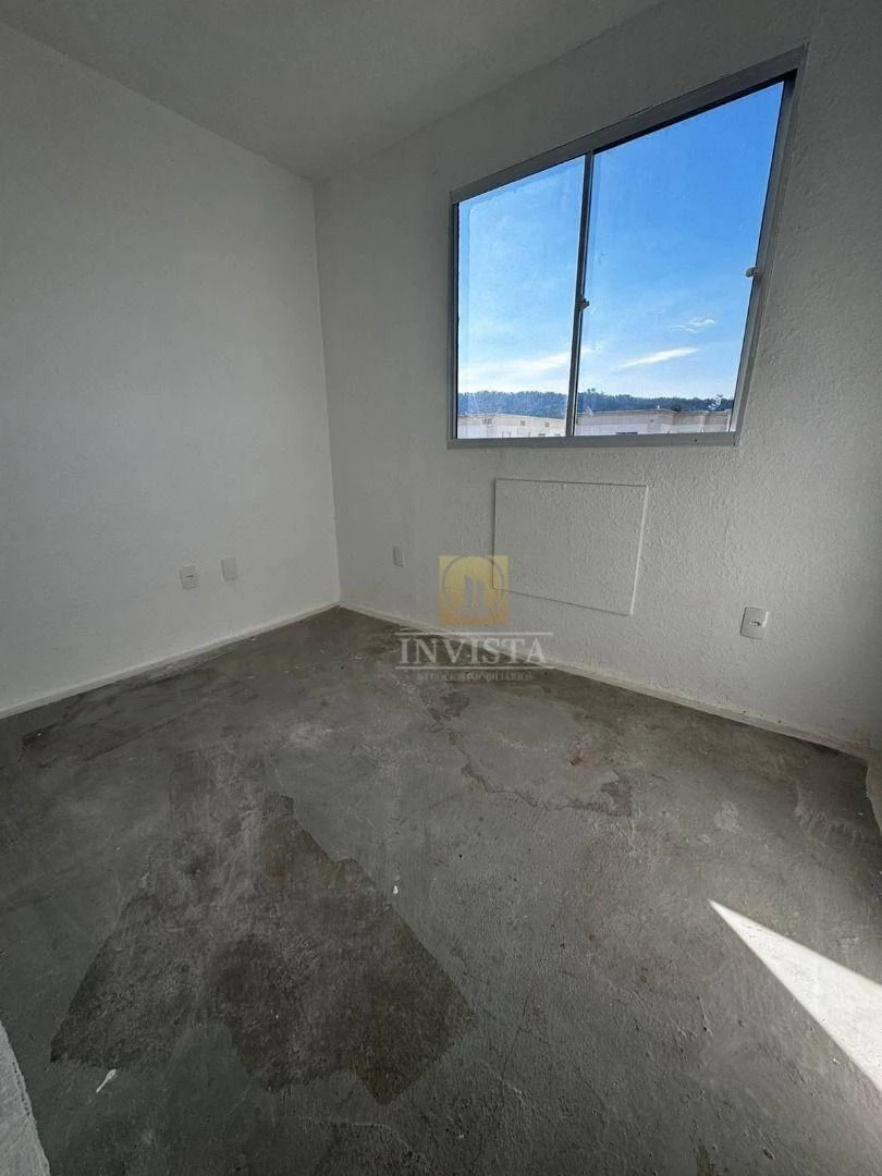 Apartamento de 2 dormitorios con 44 m² y cocina abierta — photo 26