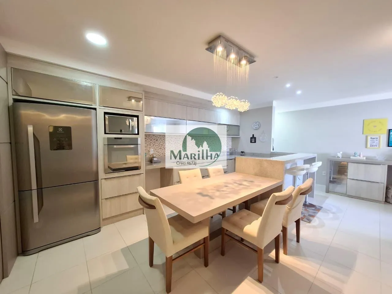 Furnished 84 m² apartment with 2 en-suite bedrooms — photo 13