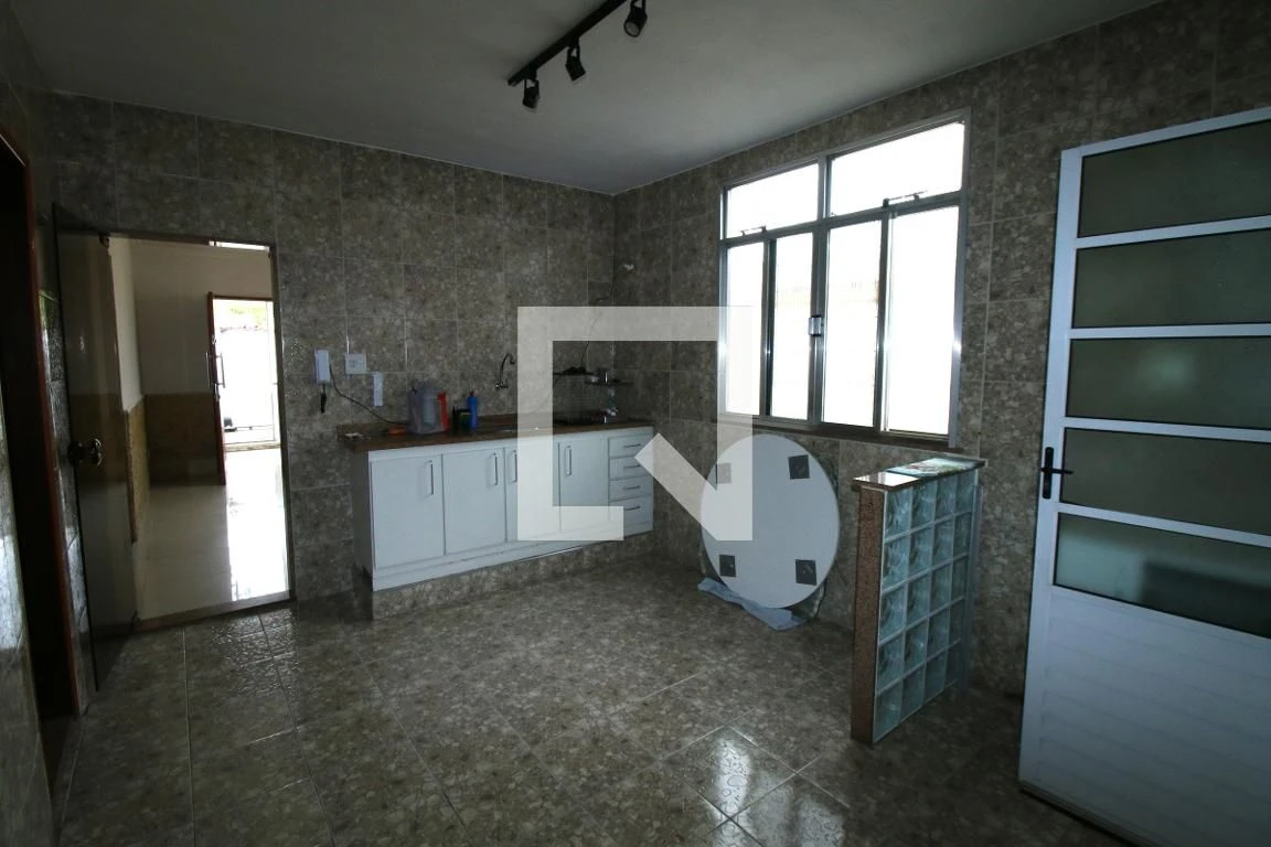 Unfurnished house for rent with 4 bedrooms and private garden — photo 24