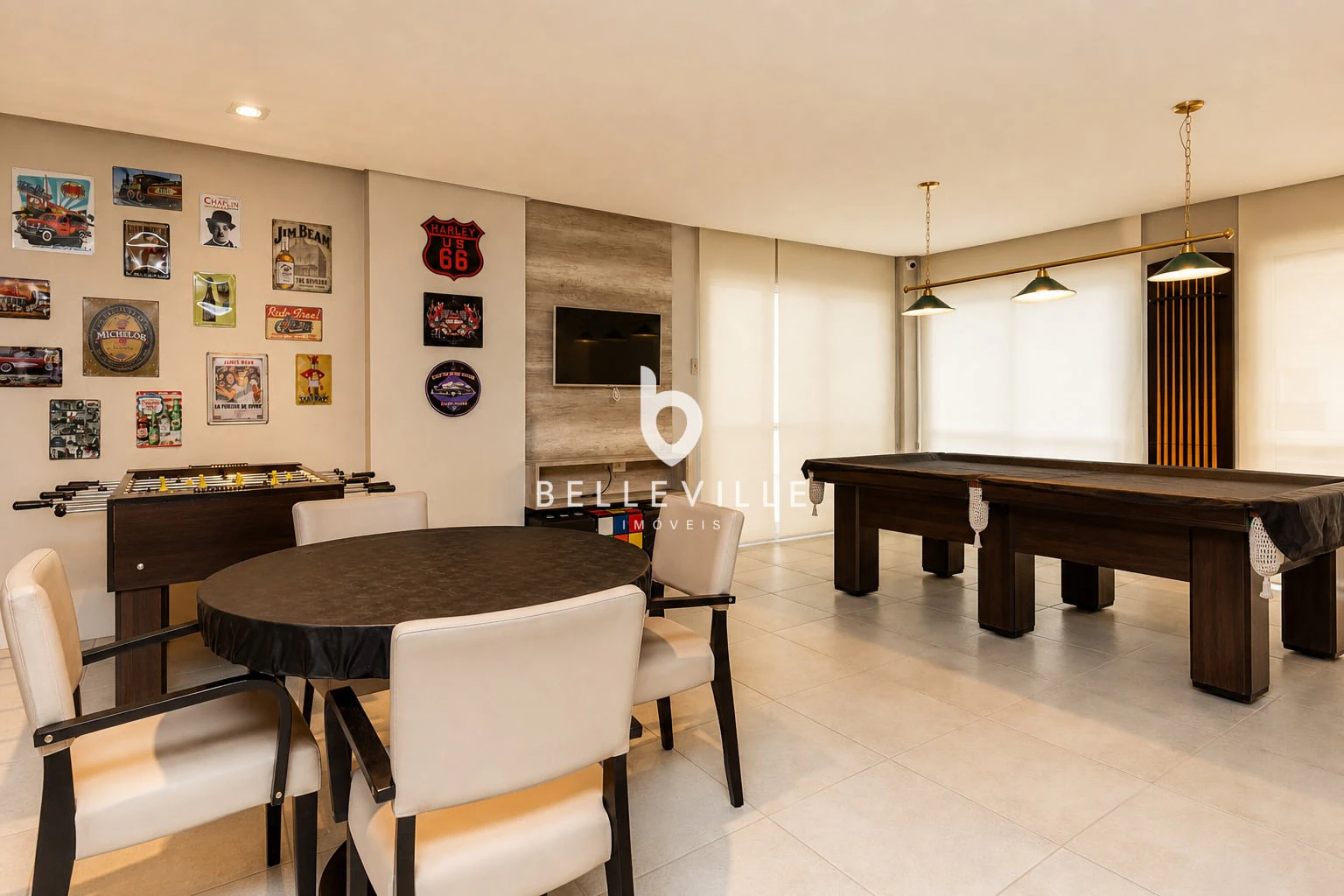 3-bedroom apartment with a grill on the balcony — photo 12