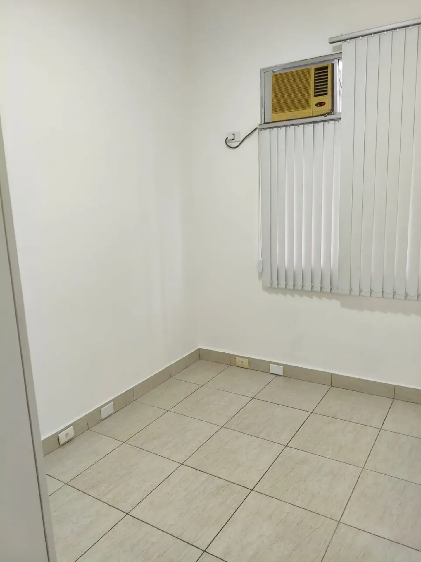 Квартира з 1 спальнею і 1 ванною без паркування — photo 12