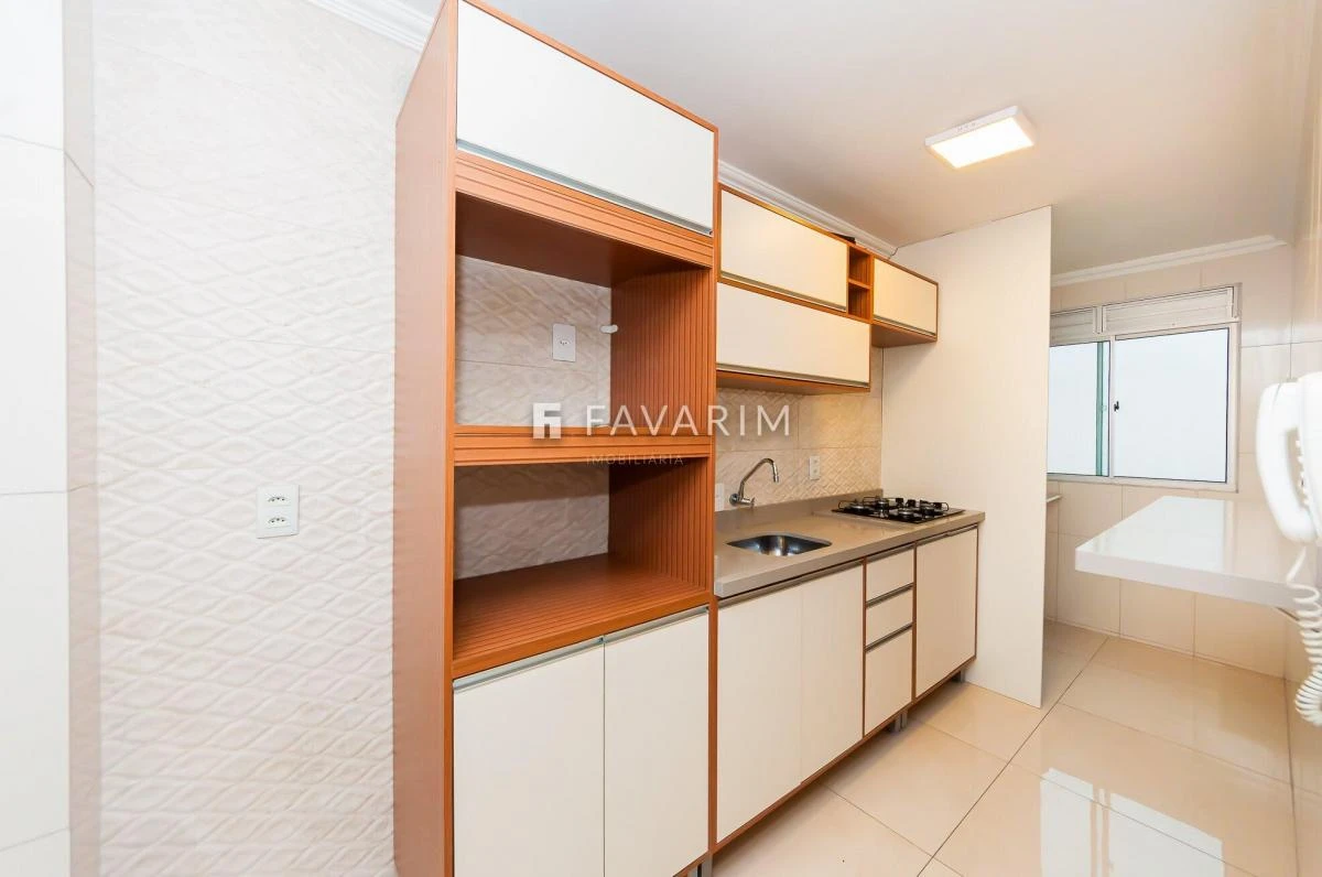 3-bedroom apartment in a building with a pool — photo 13