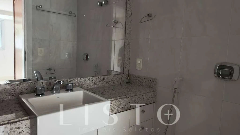 164 m² apartment with 4 en-suite bedrooms and 1 parking — photo 2