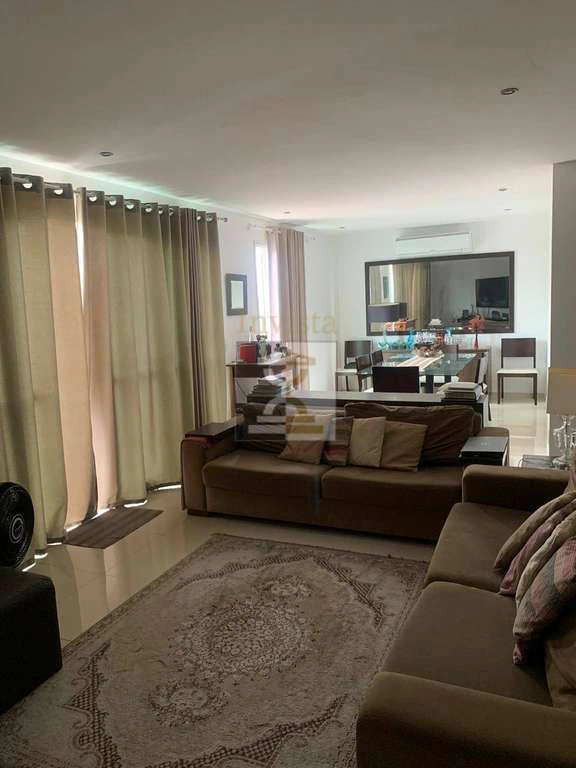 155 m² penthouse with glassed-in balcony and 2 suites — photo 6