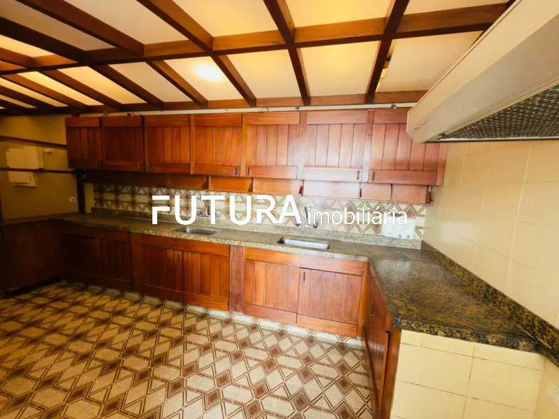 Duplex penthouse with 4 bedrooms and 5 bathrooms — photo 10