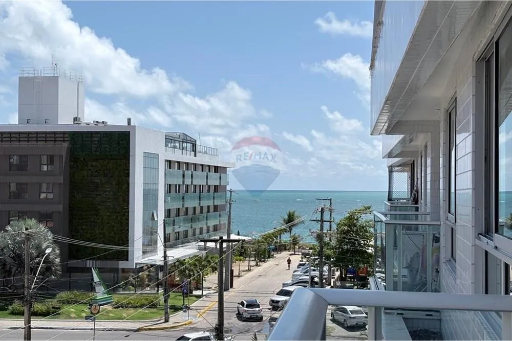 Furnished apartment with 2 bedrooms and a private BBQ — photo 18