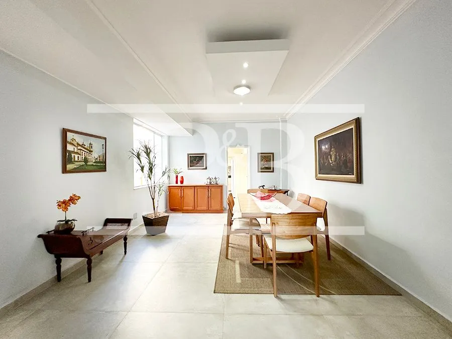2-bedroom, 2-bath apartment with a separate kitchen — photo 11