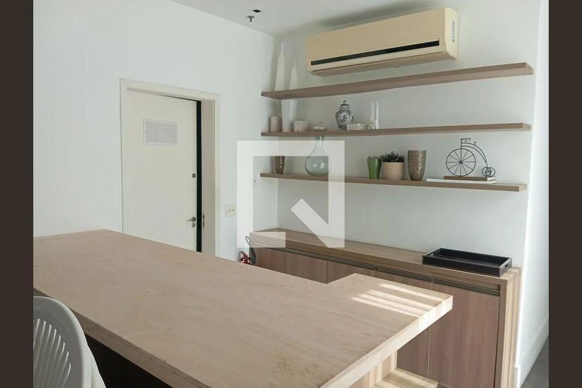 250 m² apartment with 4 bedrooms and 3 parking spots — photo 35