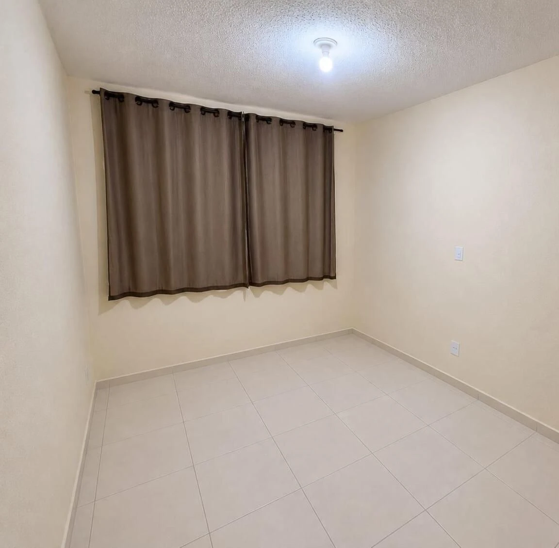 2-bedroom unfurnished apartment with gas kitchen — photo 4