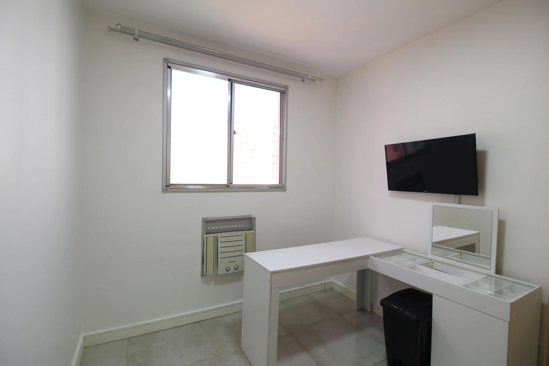 2-bedroom apartment with a home office in Rio de Janeiro — photo 13