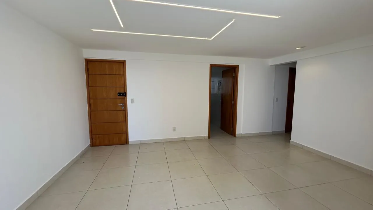 Квартира 91 м² с 3 спальнями и балконом — photo 10