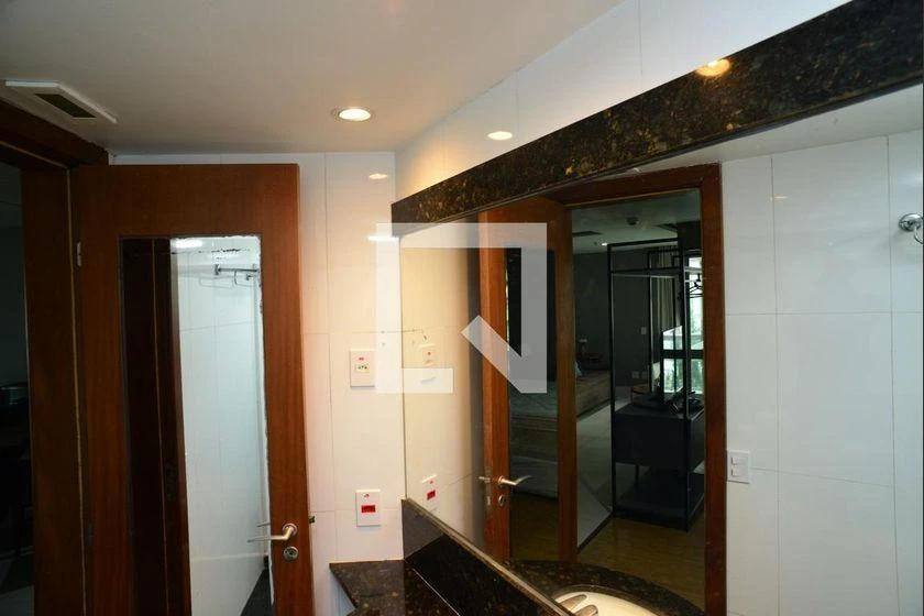 Furnished 1-bedroom apartment with a balcony — photo 8
