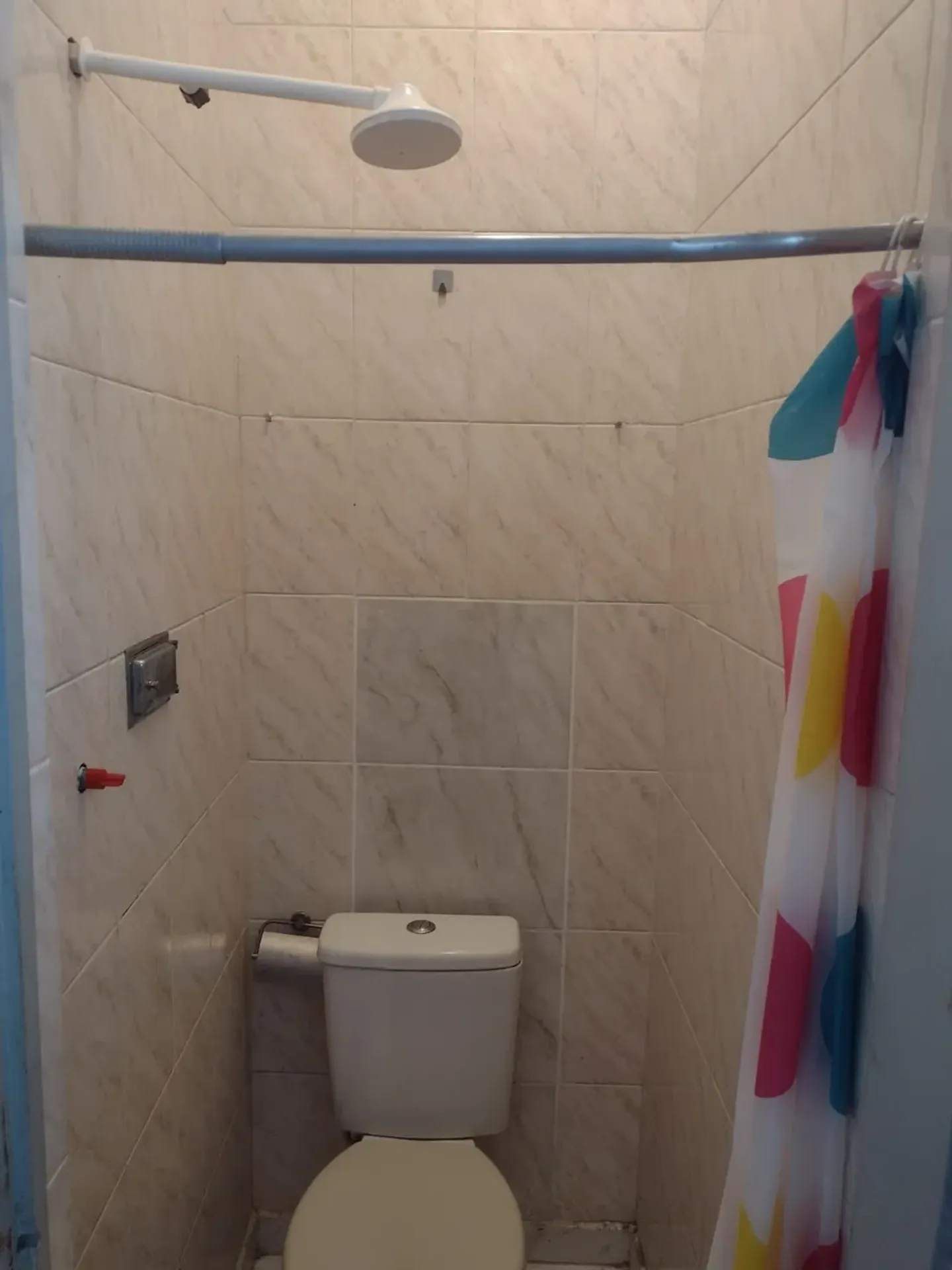 Apartment on the 4th floor with wood or laminate floors — photo 13