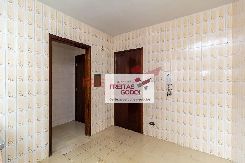 Unfurnished 3-bedroom apartment with 57 m² — photo 3