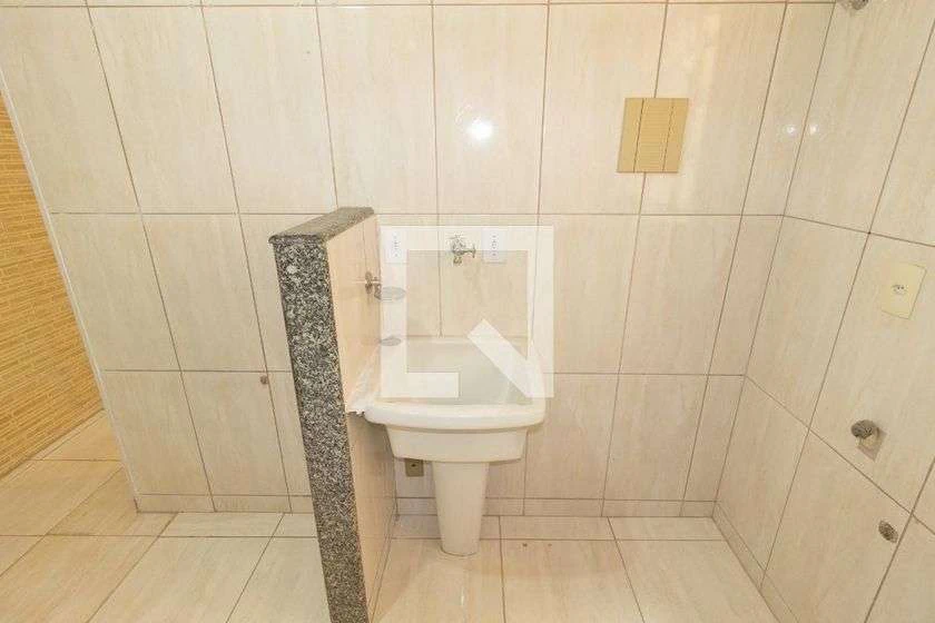 40 m² 1-bedroom apartment with a parking space — photo 9