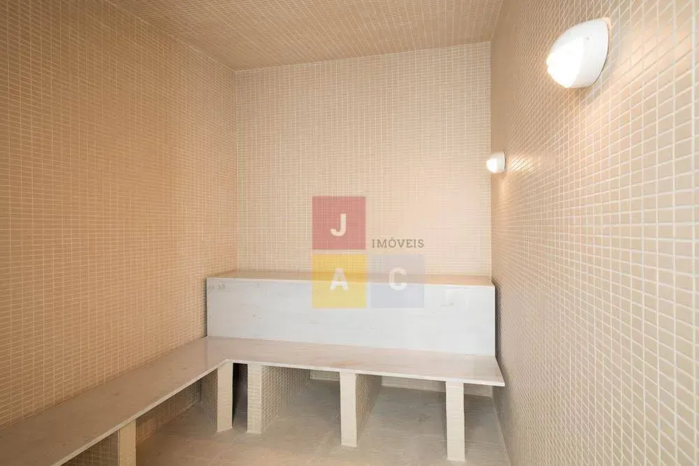 2-bedroom apartment with glassed balcony and 1 parking — photo 40