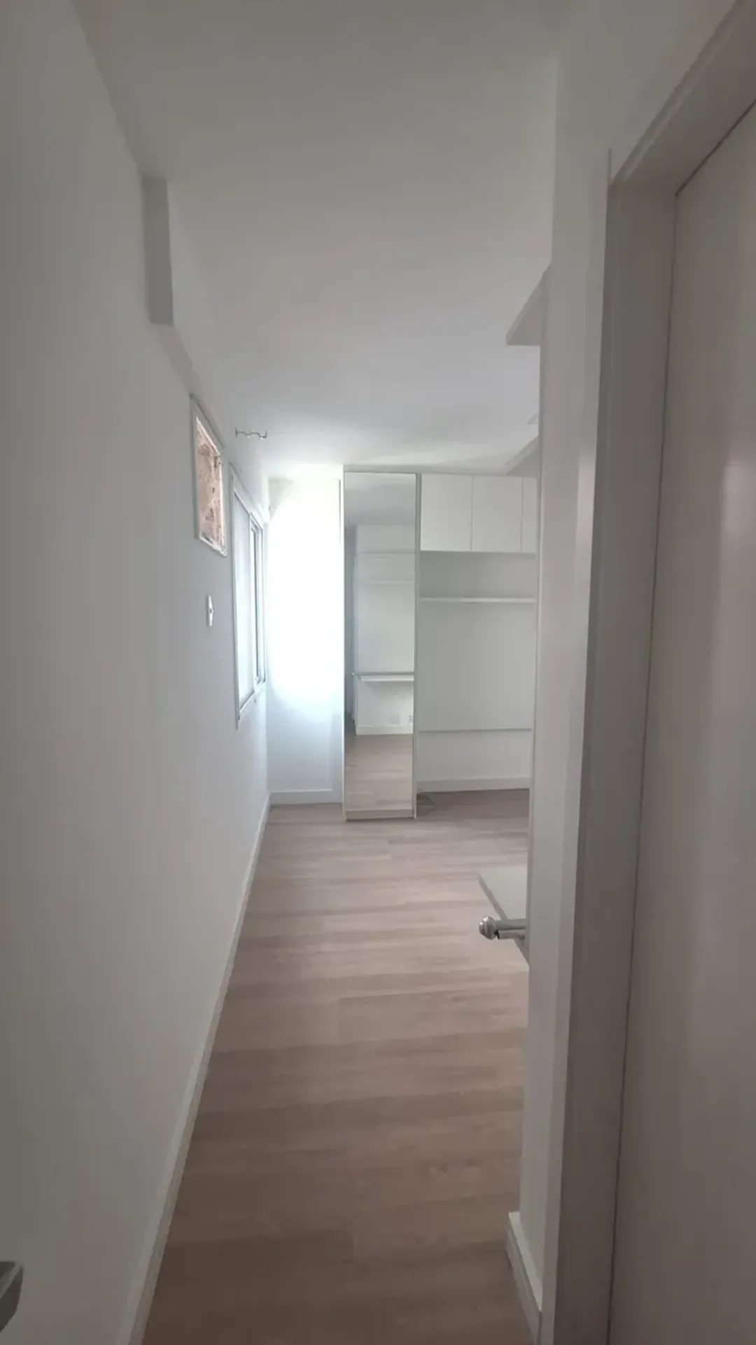 Apartment, 66 m², with a glass-enclosed balcony — photo 16