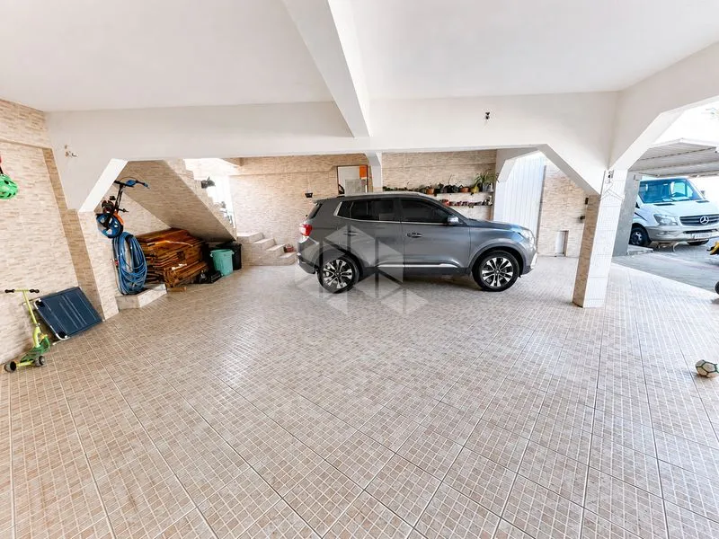 Furnished house, 350 m², with a water view — photo 27