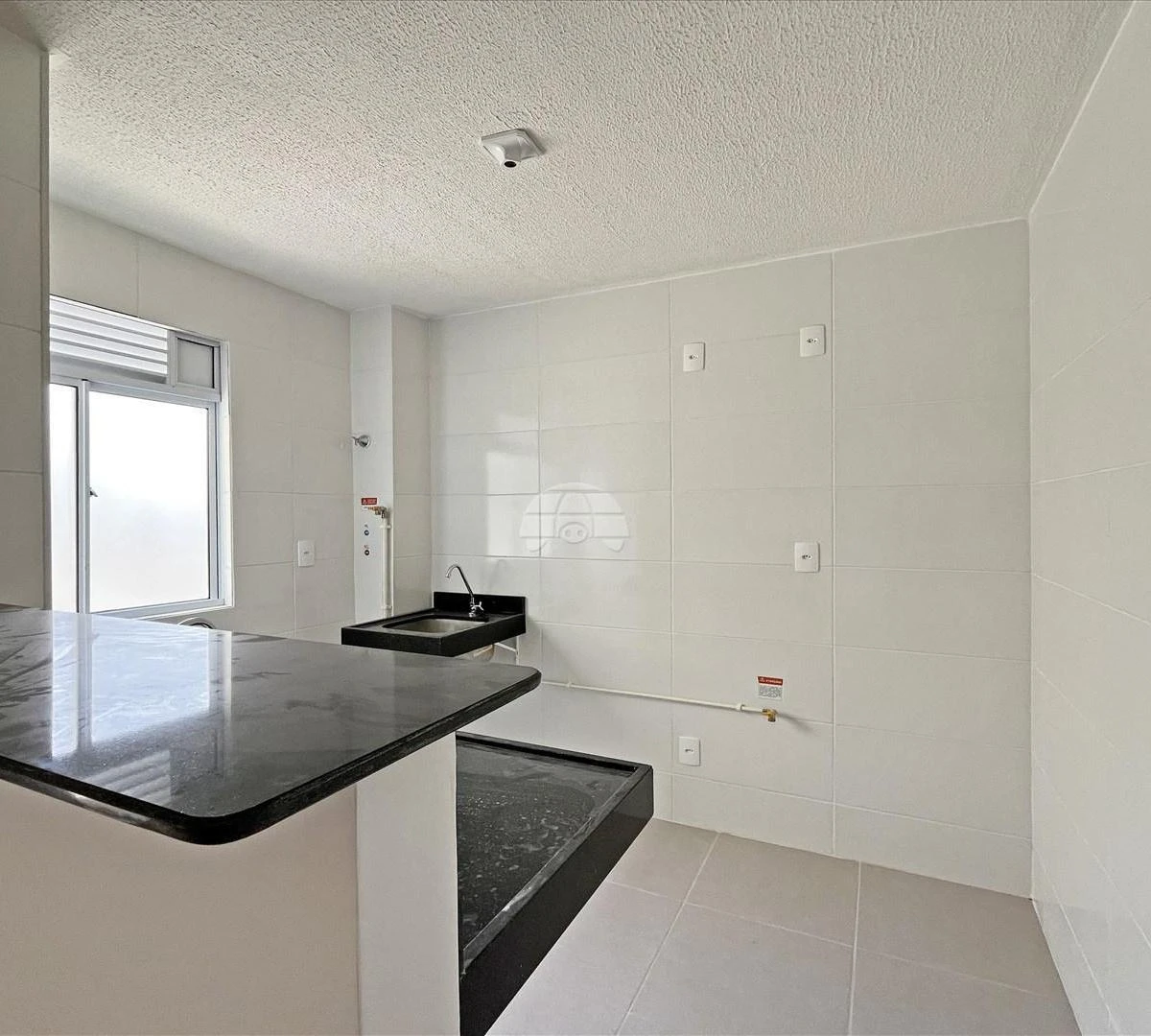 Apartment, 45 m², with wood or laminate floors — photo 2