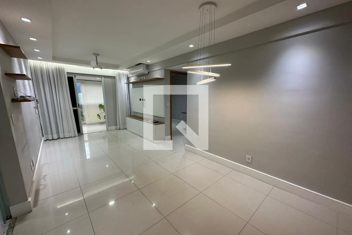 Apartamento com 3 quartos, suíte e varanda — photo 11