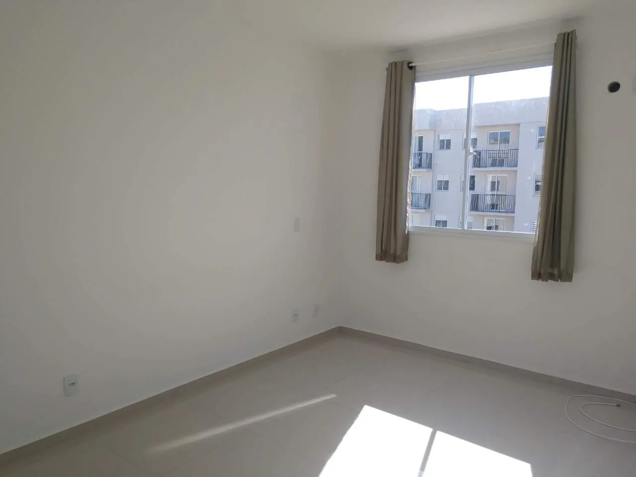 2-bedroom apartment with balcony and open-plan kitchen — photo 14