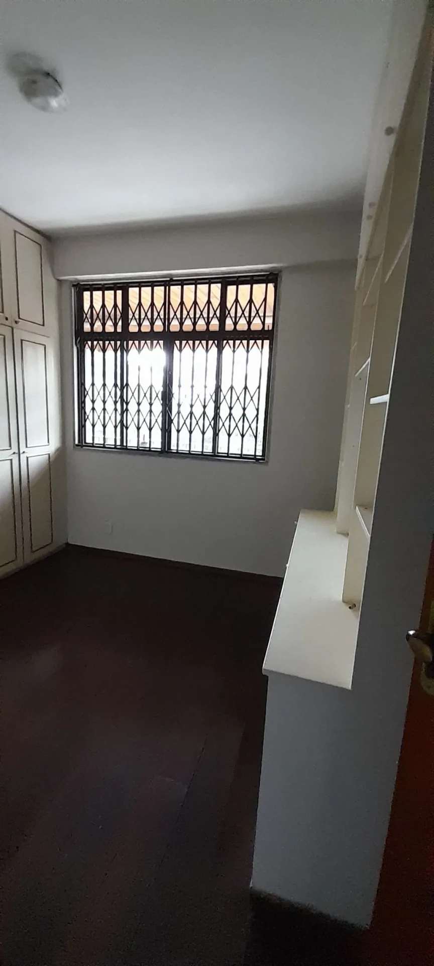 3-bedroom apartment, 1 with its own bathroom, 116 m² — photo 8