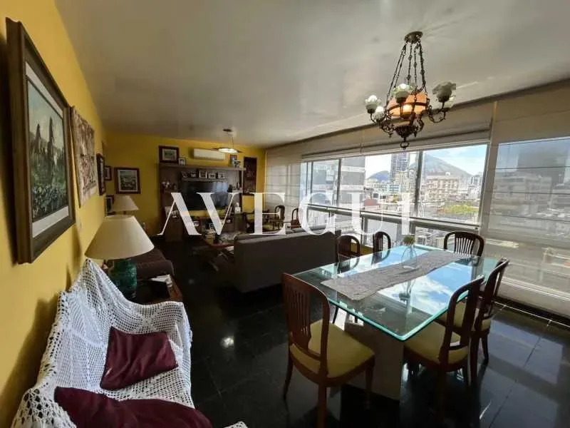 Furnished 4-bedroom apartment with a gas stove kitchen — photo 11