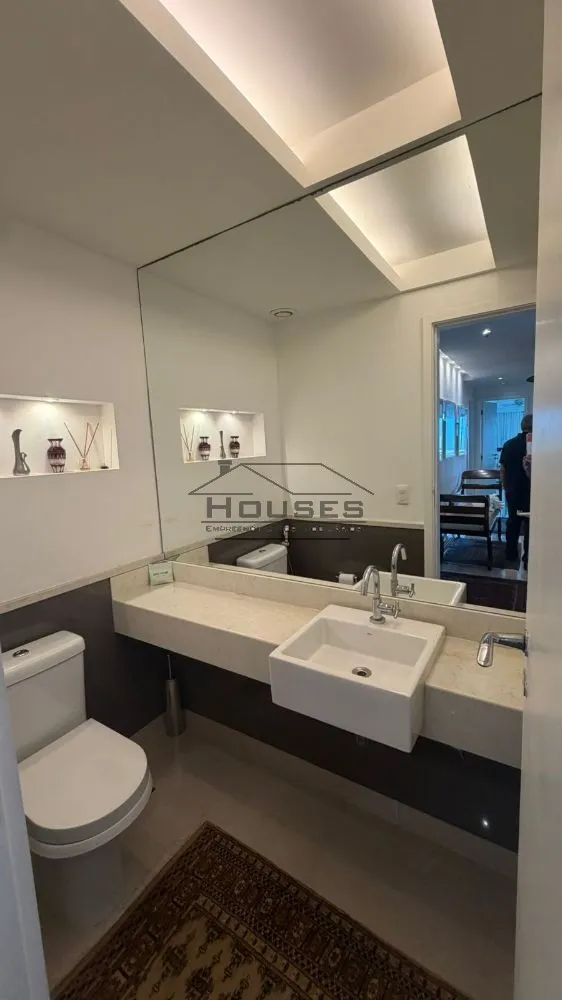 4-bedroom unfurnished apartment with 1 bathroom — photo 12