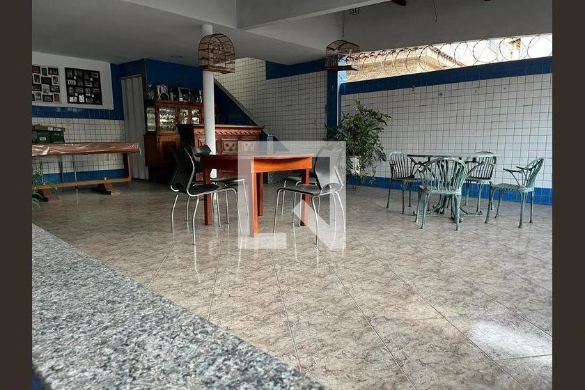 Casa mobiliada com 4 quartos e 350 m² — photo 4