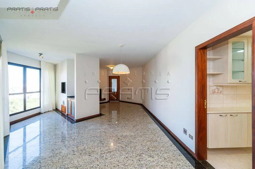 350 m² 3-bedroom apartment with a private BBQ balcony — photo 19