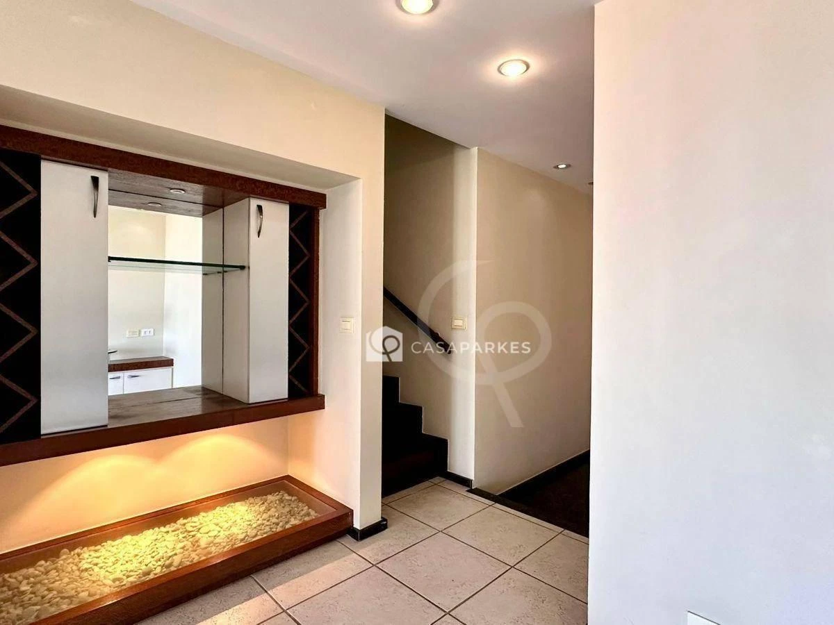 Квартира з 3 спальнями, 5 ванними кімнатами та 200 м² — photo 17