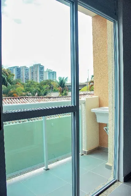 One-bedroom apartment in a building with a pool — photo 9