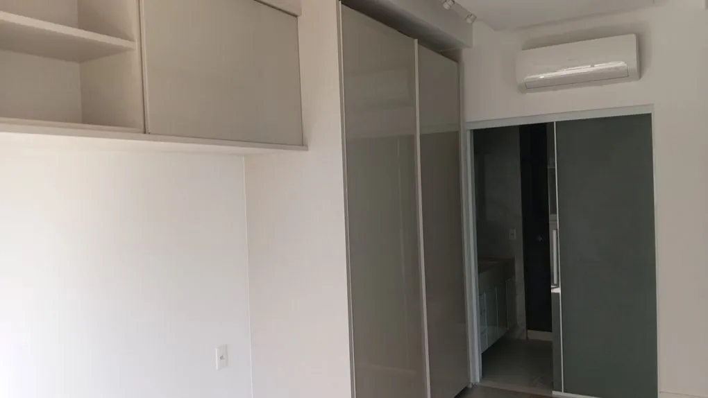 1-bedroom apartment with 2 bathrooms and parking spot — photo 8