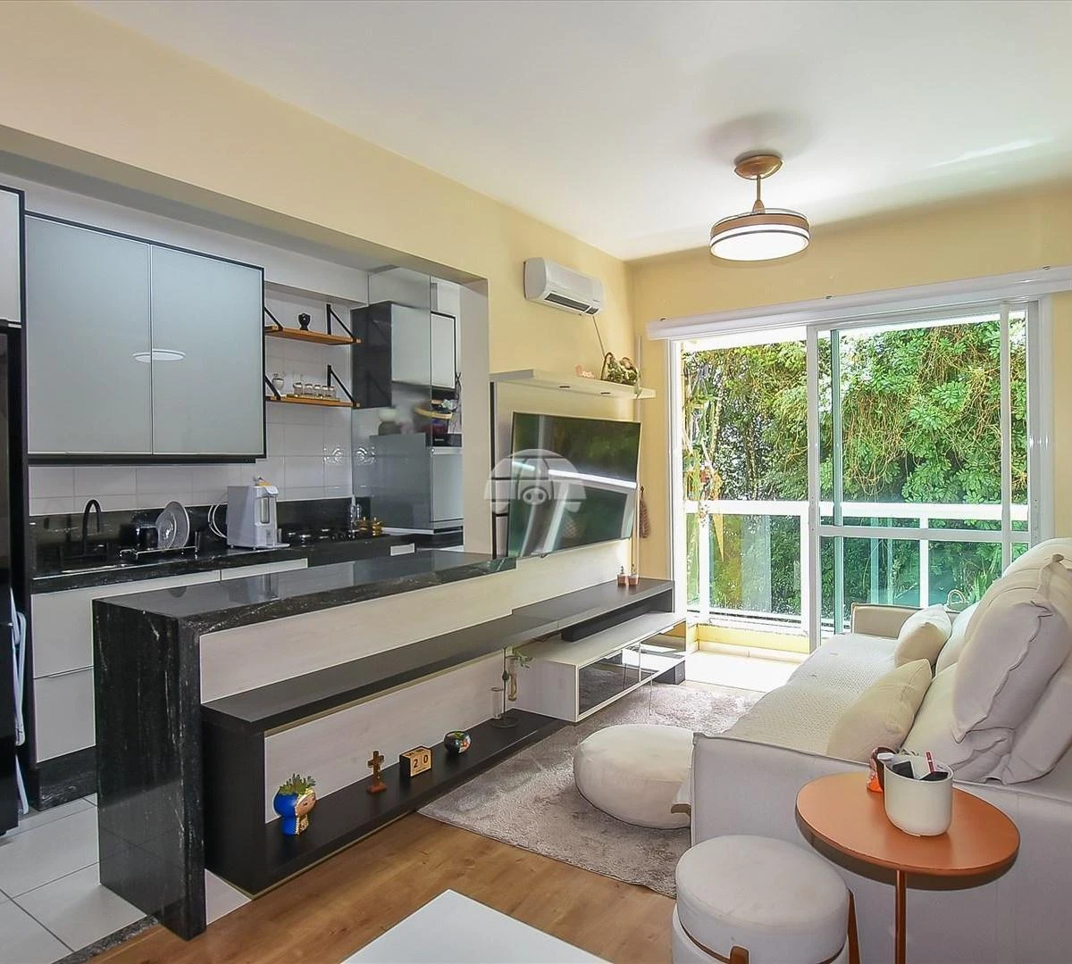 78 m² apartment with 2 bedrooms and open-plan kitchen — photo 4