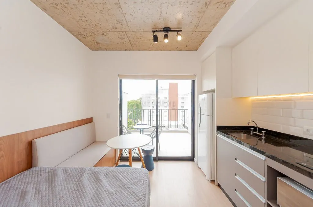 Estudio amueblado de 42 m² con cocina compacta — photo 2