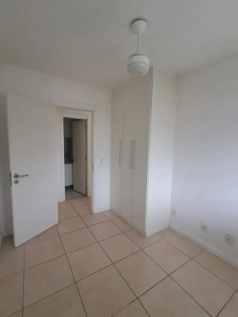 Apartamento de 66 m² com 2 quartos e vista das montanhas — photo 4