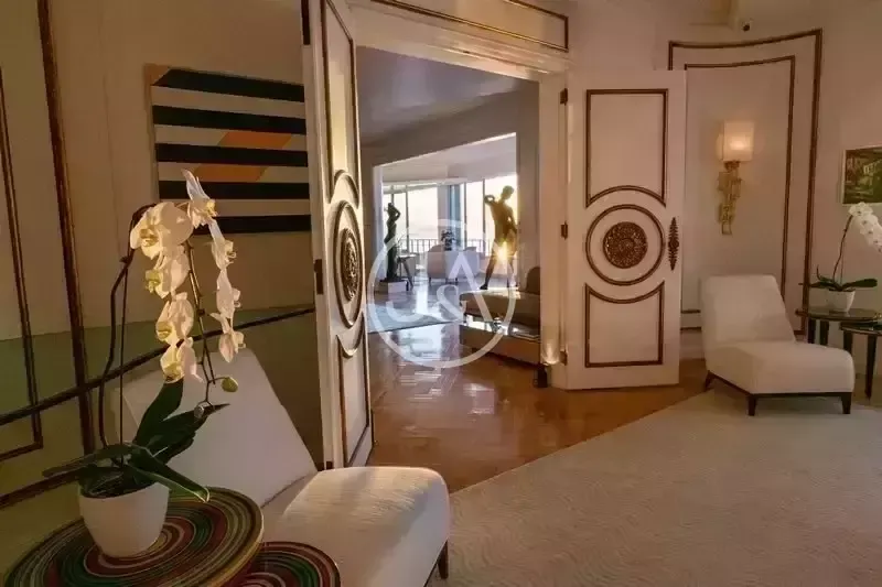 Rental apartment 4 bedrooms 587 m² with 4 parking spots — photo 18