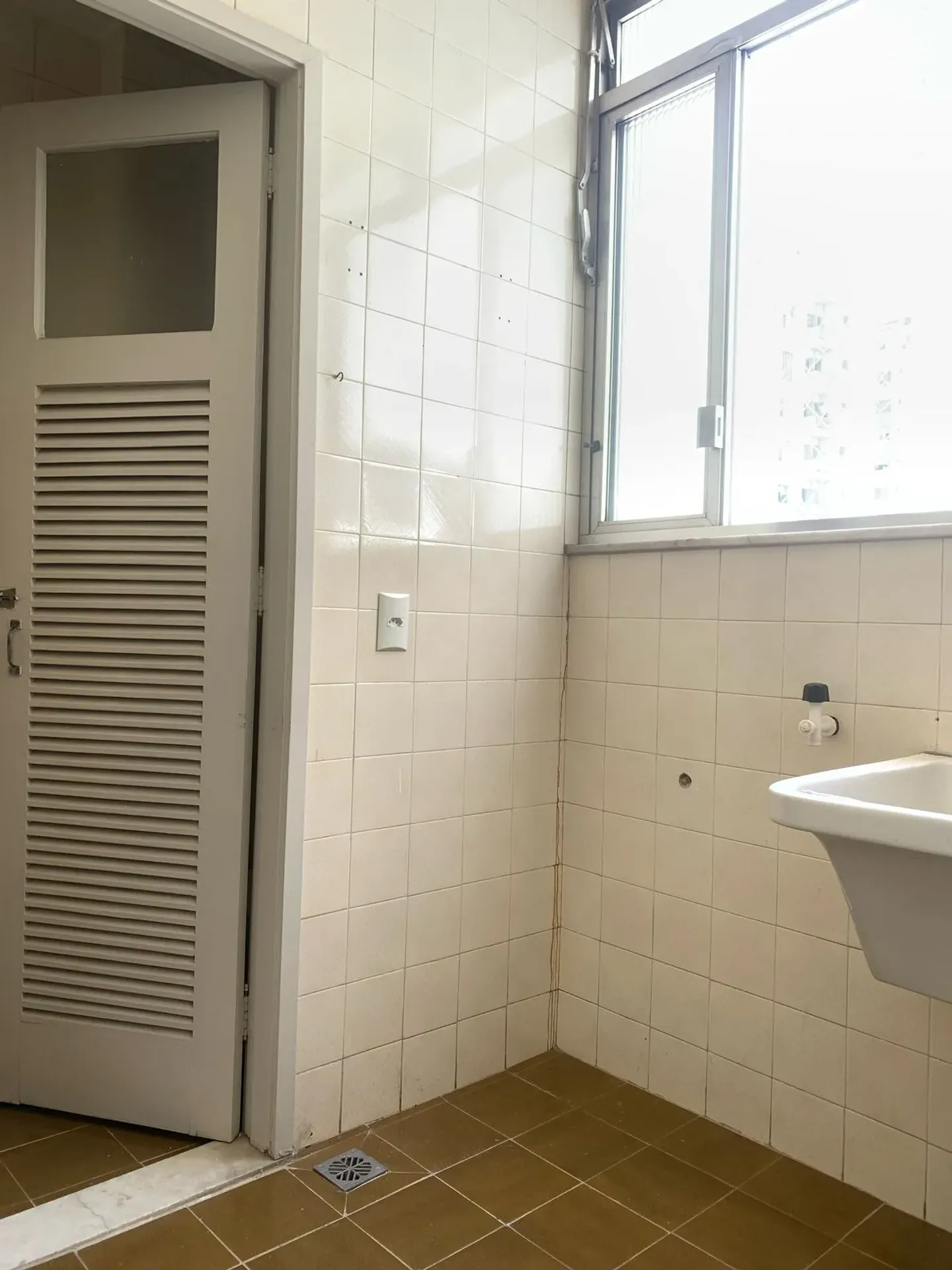 Furnished apartment, 60 m², with a washing machine — photo 13