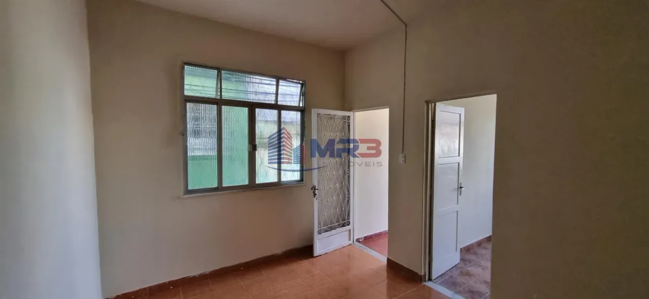 Casa com 3 quartos e cozinha com fogão a gás — photo 6