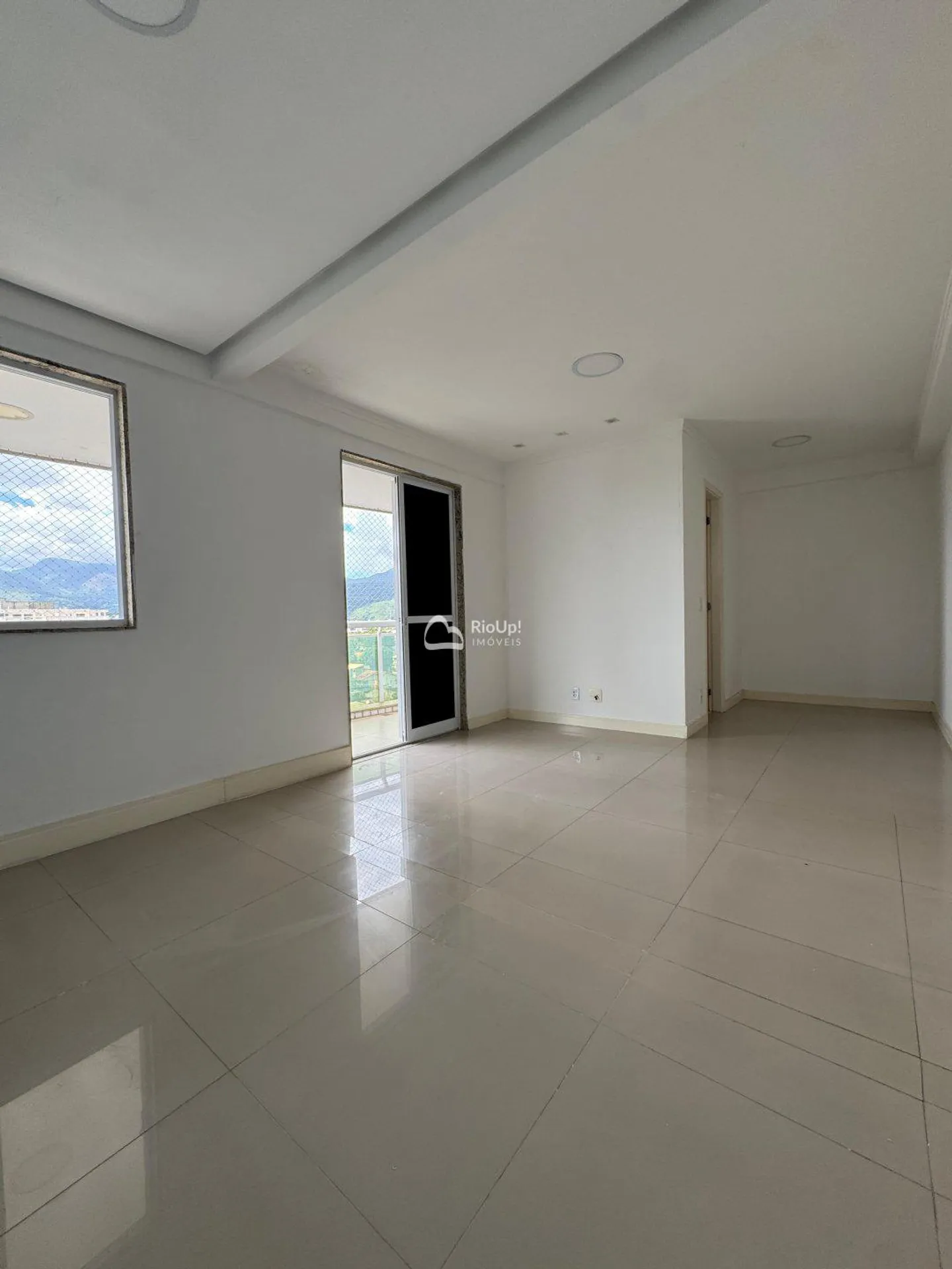 Apartment, 246 m², with a grill on the balcony — photo 25