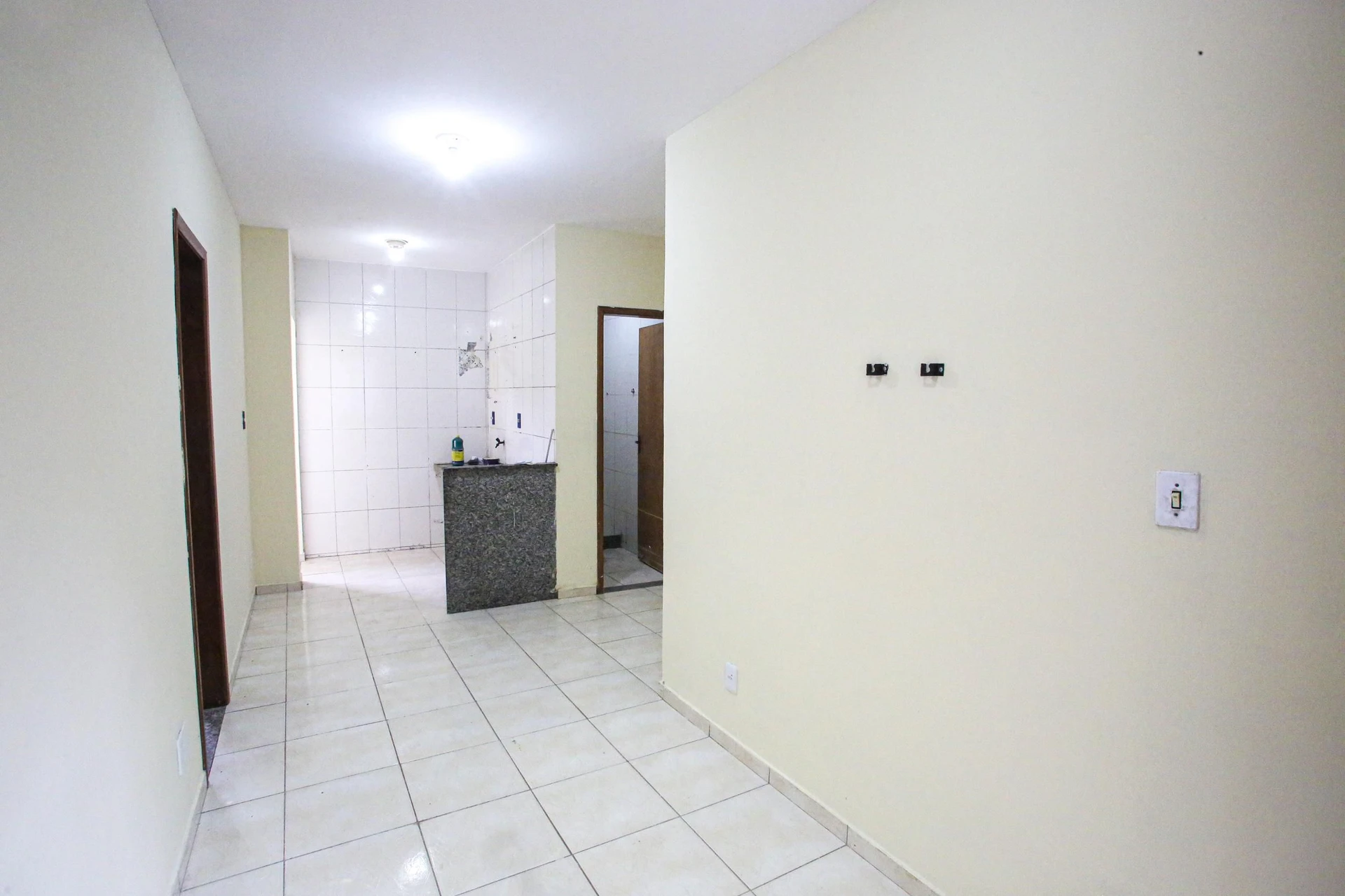 House with 2 bedrooms and 1 bathroom, no parking — photo 24