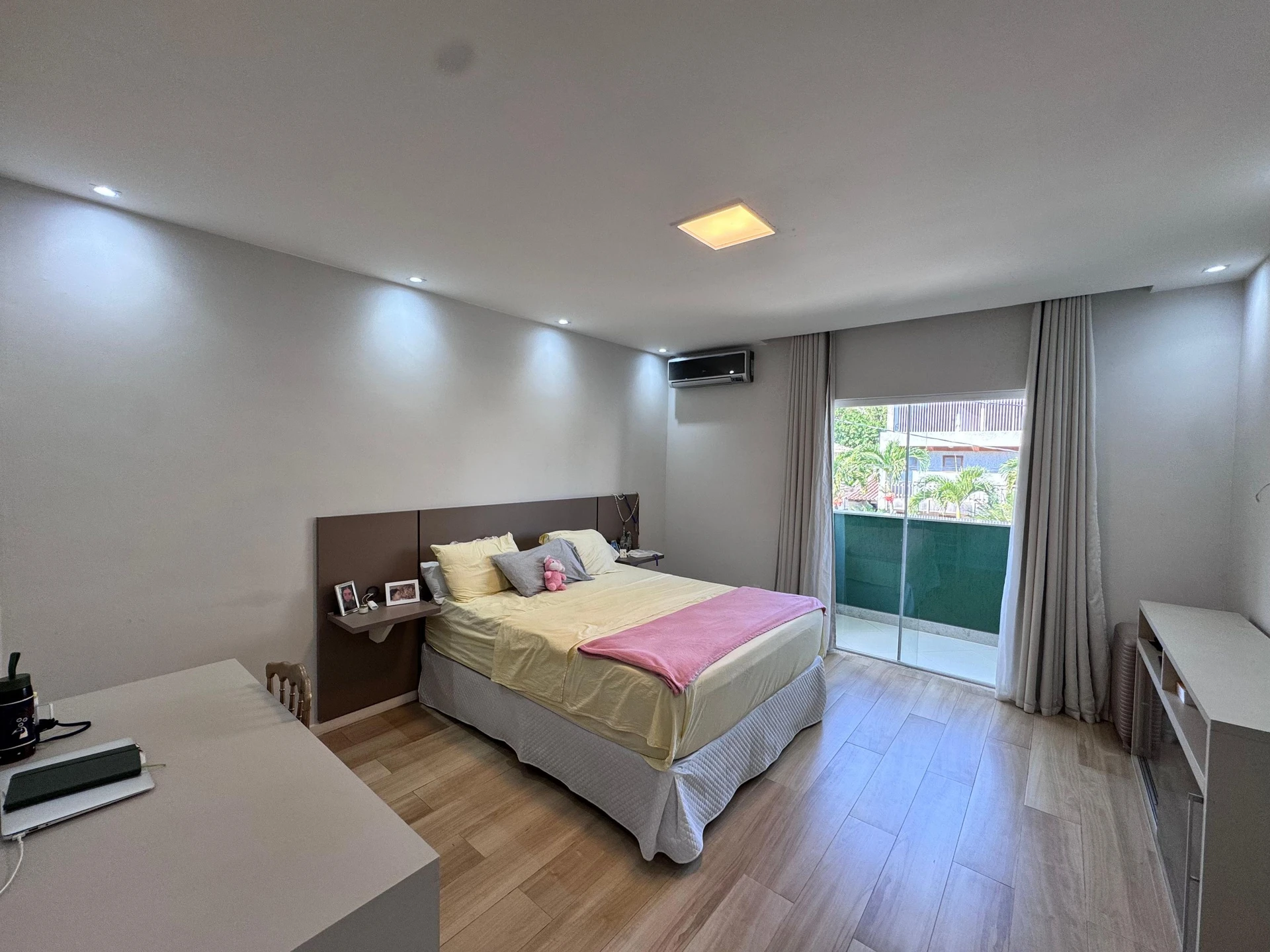 Furnished house with 4 en-suites and 6 bathrooms — photo 39