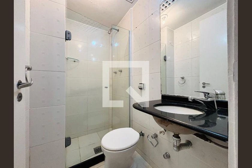 3-bedroom apartment with a water view in Rio de Janeiro — photo 8