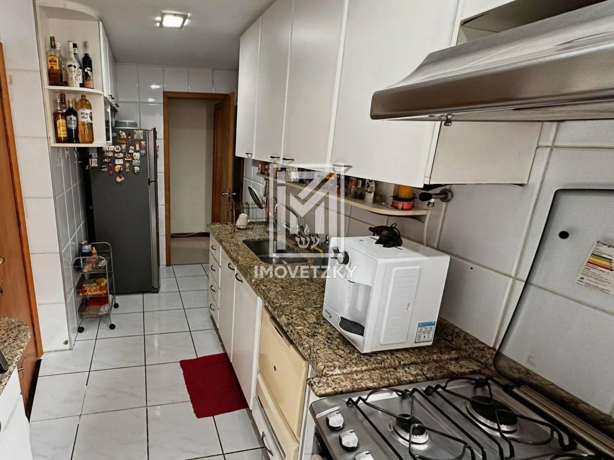 Стиральная машина и 3 спальни: квартира 130 м² — photo 9