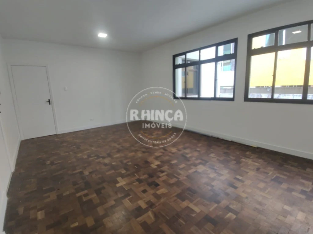 Apartment, 123 m², with wood or laminate floors