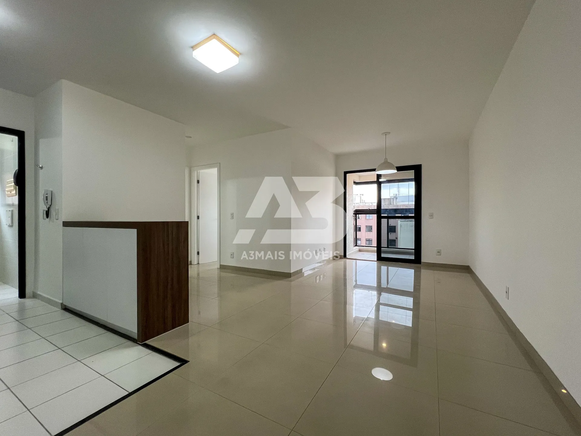 Apartment, 65 m², with a glass-enclosed balcony — photo 4