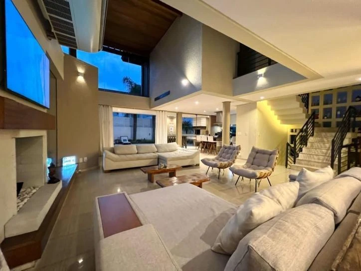 Ванна та 9 спалень: будинок 320 м² — photo 21