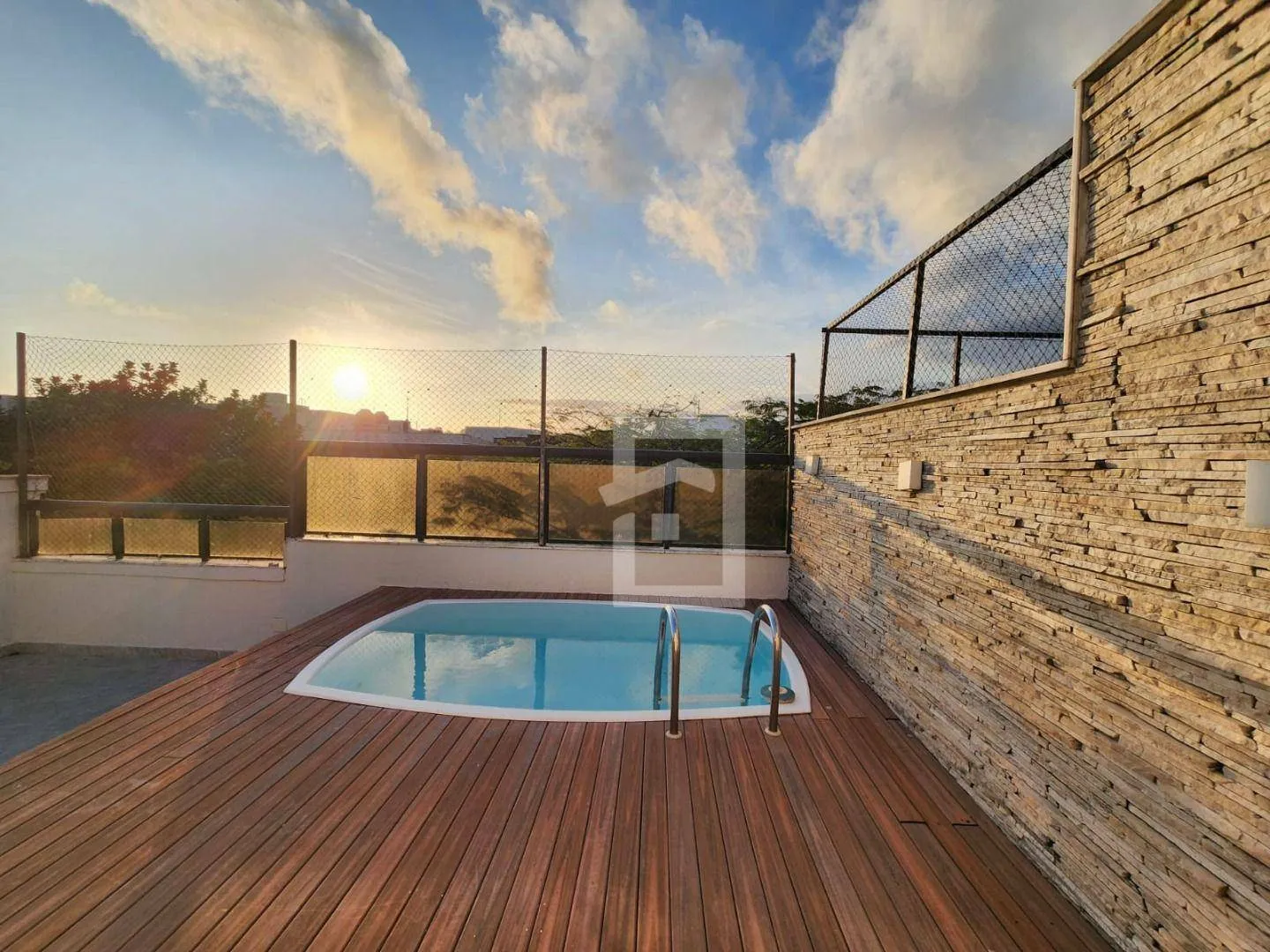 Duplex penthouse with 5 bedrooms and 5 bathrooms — photo 56