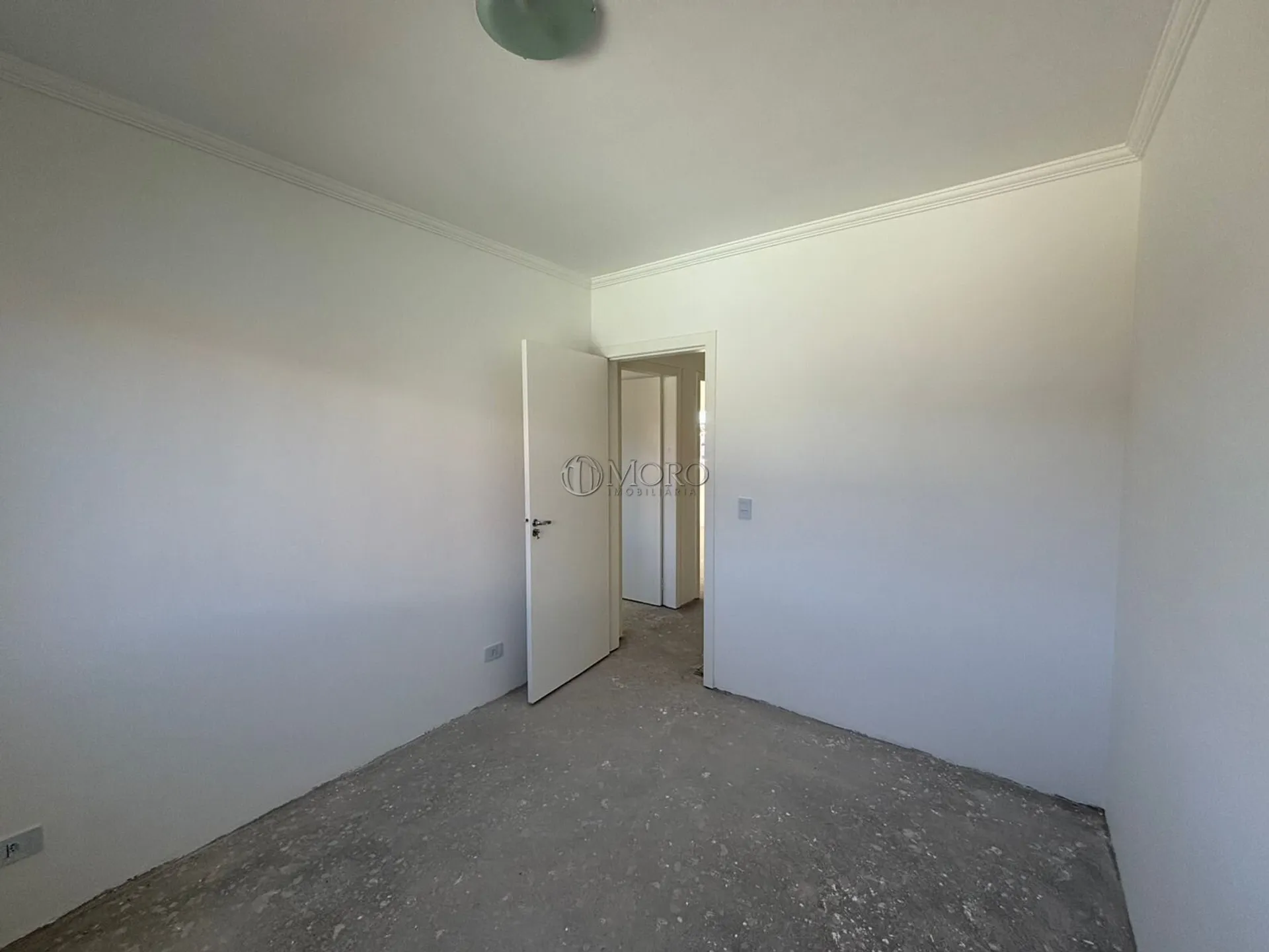 Townhouse with a closed kitchen and 3 bedrooms — photo 32
